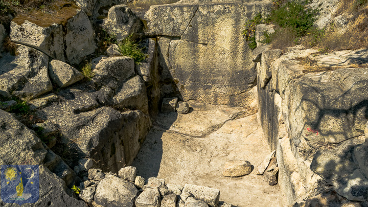 perperikon-bulgaria-pyramid